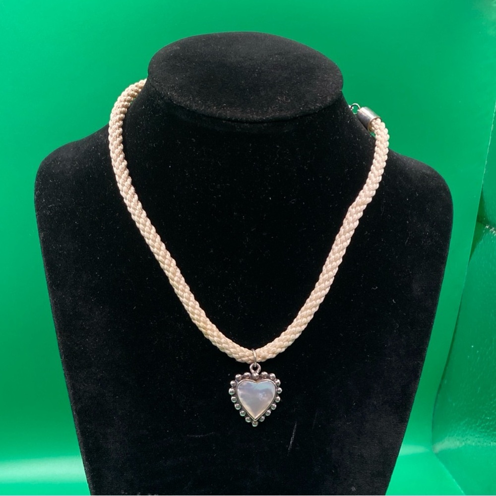 Choker with Heart Pendant Mother of Pearl 925 Sterling Silver 14”